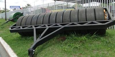 Rolo pneu com aqua centro